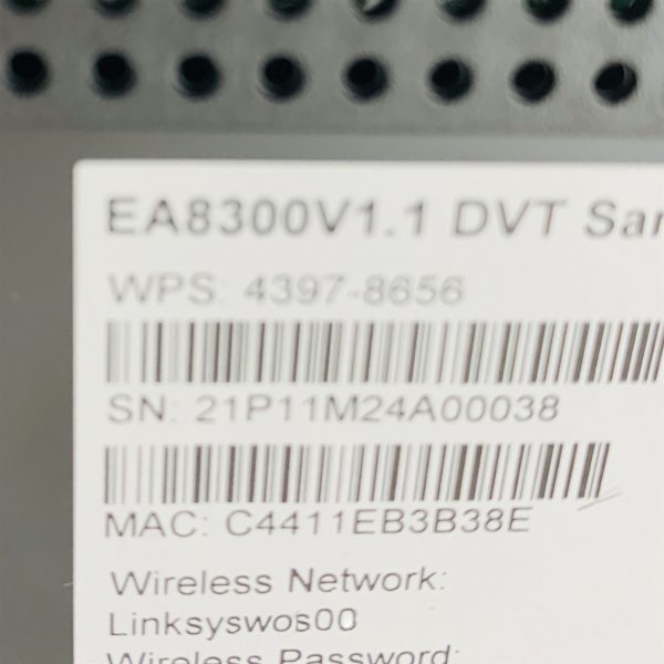 Linksys EA8300 V1.1 Tri-Band AC2200 Mu-Mimo Router *DVT Engineering Sample* New - Image 5