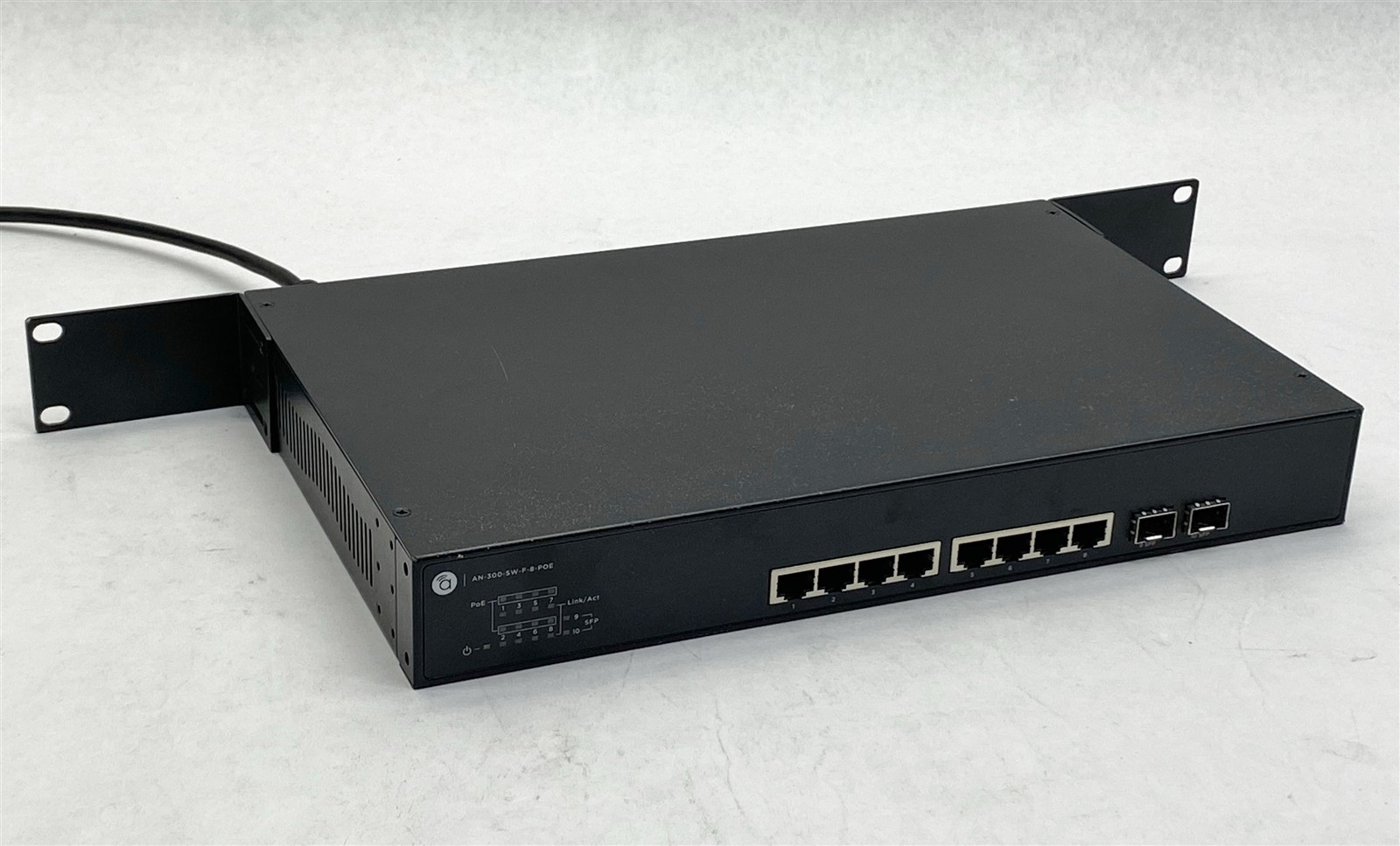 Araknis Networks AN-310-SW-F-8-POE 8-Port Managed Gigabit Network Switch