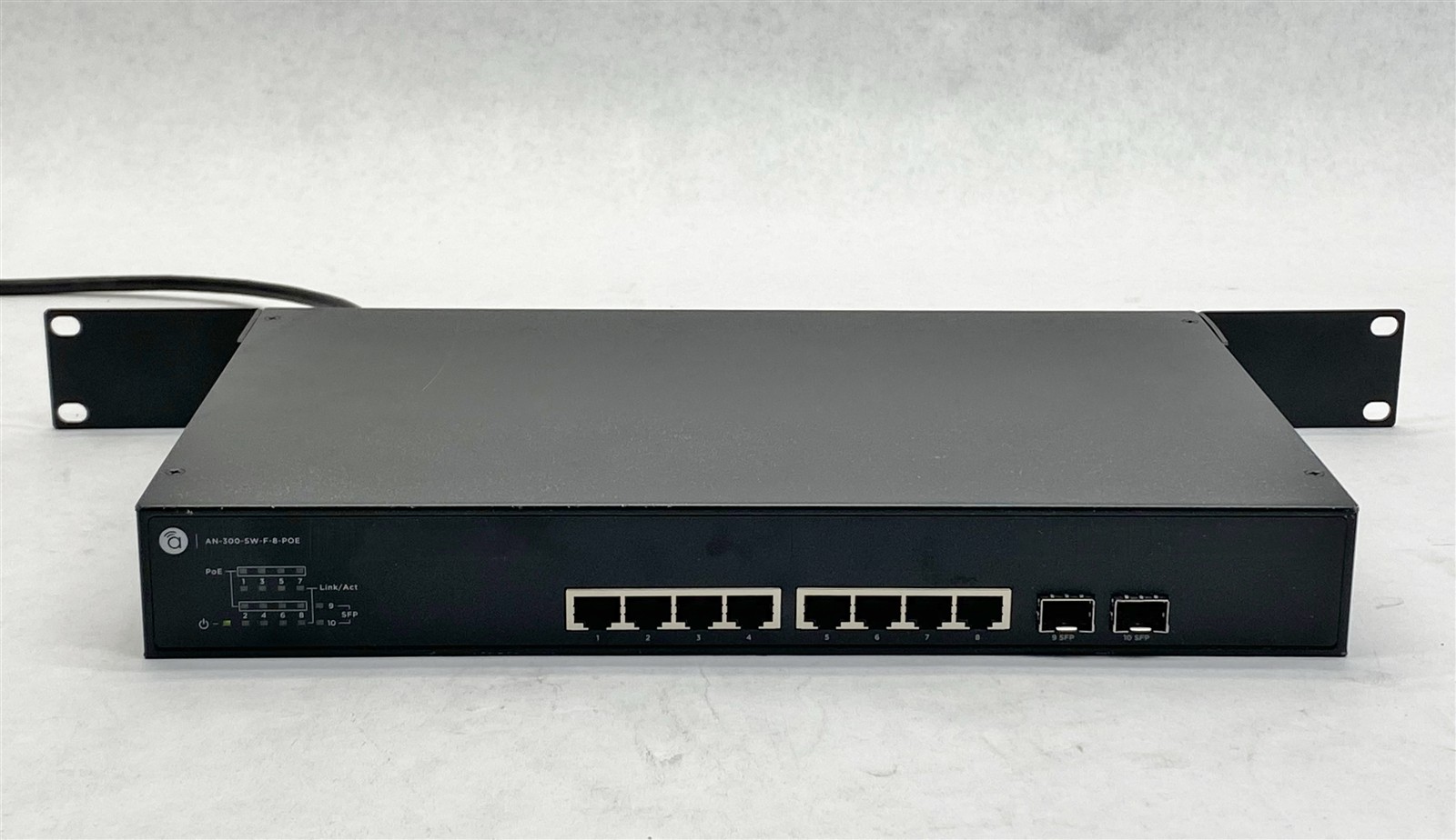 Araknis Networks AN-310-SW-F-8-POE 8-Port Managed Gigabit Network Switch - Image 2