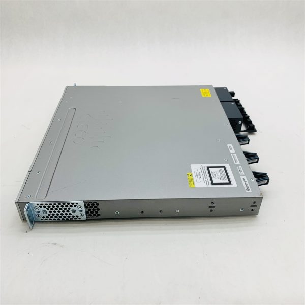 Cisco Catalyst 3850 48-Port PoE+ Gigabit Switch WS-C3850-48F-L V07 w/2*1100W PSU - Image 7