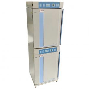 Thermo Fisher 3578 Napco Series 8000 WJ Water Jacketed CO2 Incubator Dual-Stack