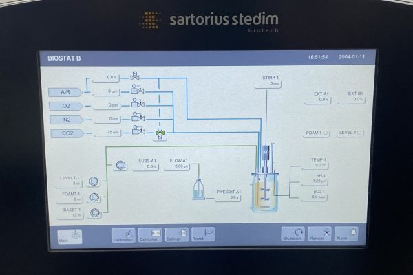 Sartorius Stedim BIOSTAT B Fermentor Bioreactor System BB-8821050 w/ Stirrer - Image 3