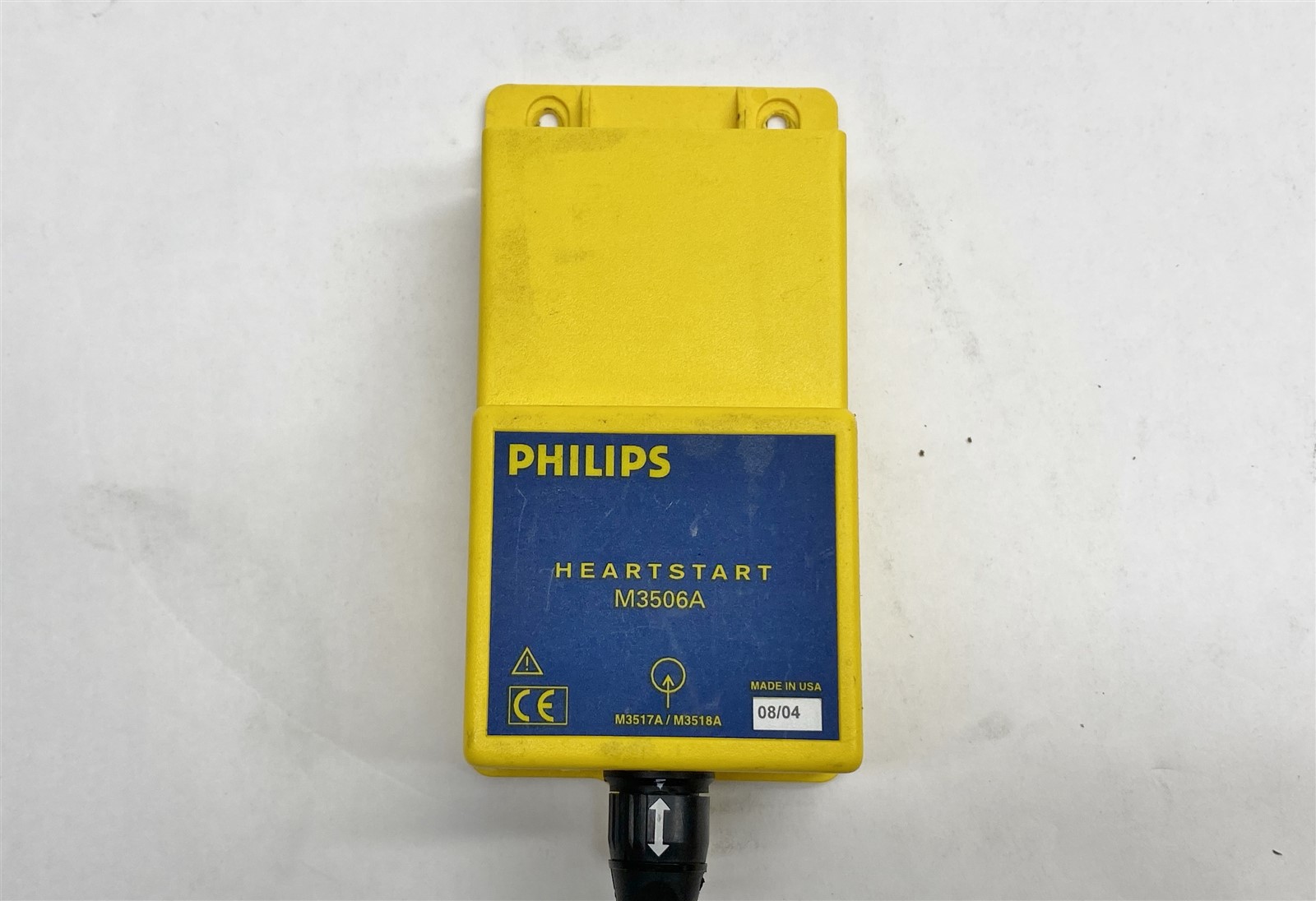 Agilent M3517A Heartstream Charger w/ Philips M3506A Heartstart Battery Holder - Image 3