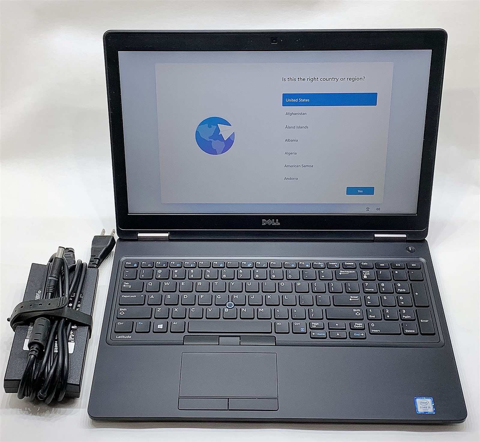 Dell Latitude 5580 Laptop i5 6300U 2.4GHZ 15.6" HD 16GB RAM 256GB M.2 Windows 11